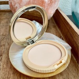 Canmake Marshmallow Finish Powder